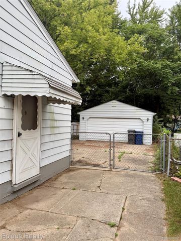 2807 Margate Circle, Flint, MI 48506