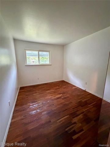 2807 Margate Circle, Flint, MI 48506