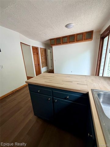 2807 Margate Circle, Flint, MI 48506