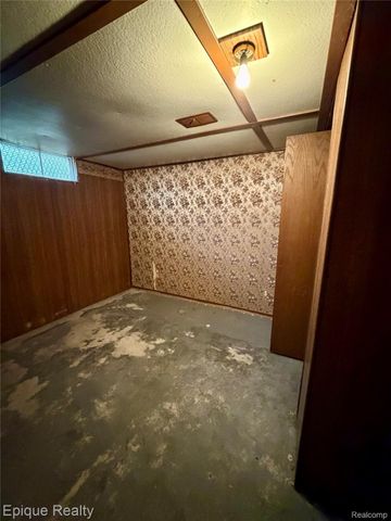 2807 Margate Circle, Flint, MI 48506