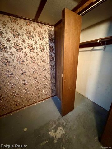 2807 Margate Circle, Flint, MI 48506