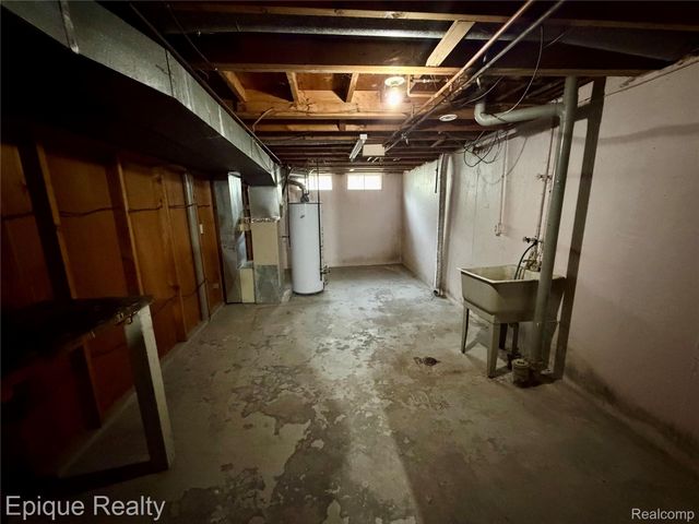 2807 Margate Circle, Flint, MI 48506