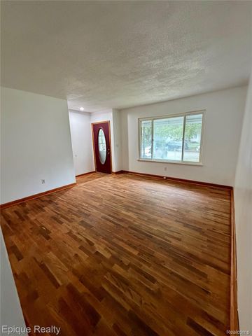 2807 Margate Circle, Flint, MI 48506