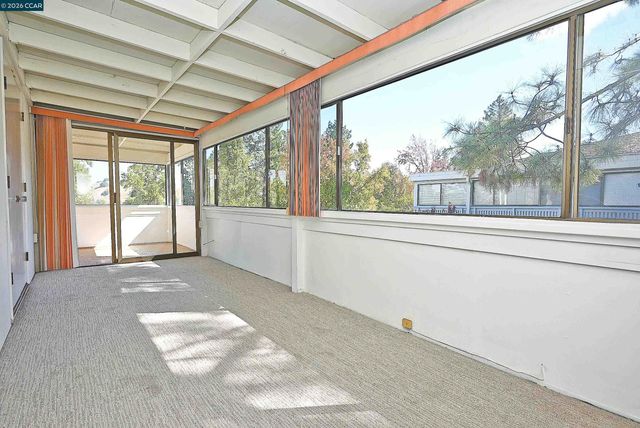 1361 Singingwood Ct 7, Walnut Creek, CA 94595