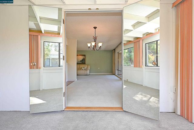 1361 Singingwood Ct 7, Walnut Creek, CA 94595