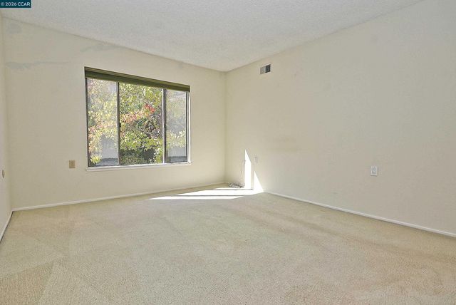 1361 Singingwood Ct 7, Walnut Creek, CA 94595