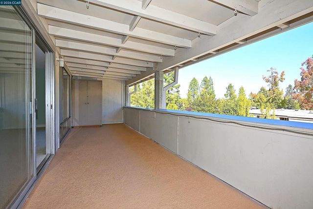 1361 Singingwood Ct 7, Walnut Creek, CA 94595