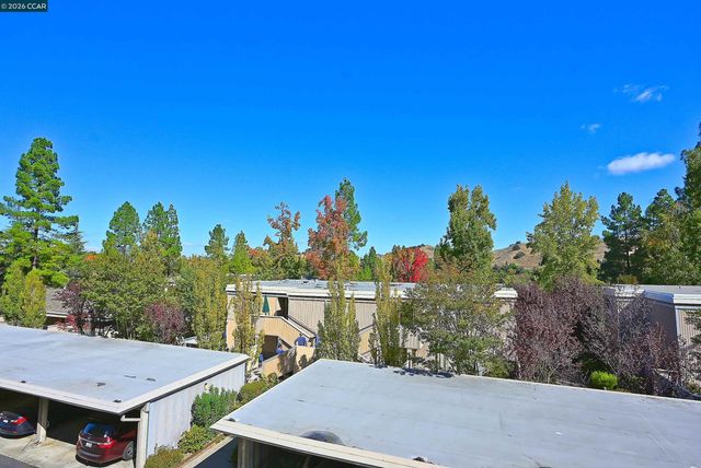 1361 Singingwood Ct 7, Walnut Creek, CA 94595
