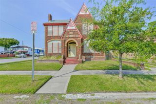 4128 Avenue R 1/2 Avenue, Galveston, TX 77550