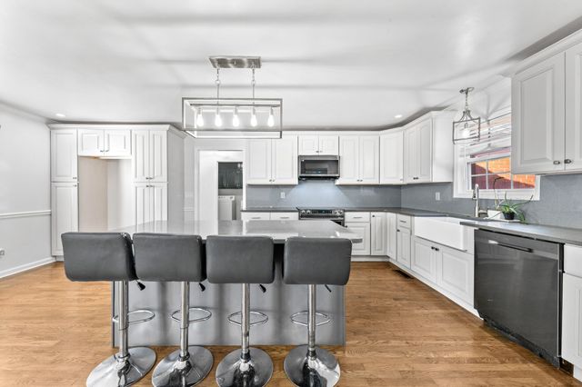 2200 Crescentview Rd, Pulaski, TN 38478