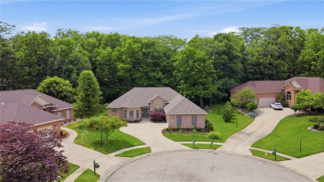 1901 N Regent Park Drive, Bellbrook, OH 45305
