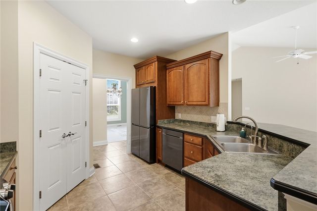 1901 N Regent Park Drive, Bellbrook, OH 45305