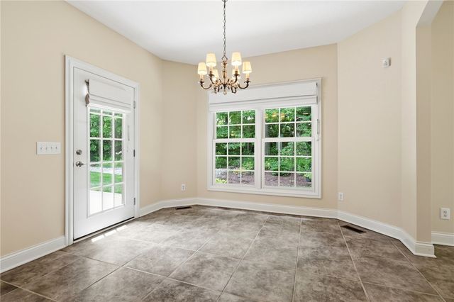 1901 N Regent Park Drive, Bellbrook, OH 45305
