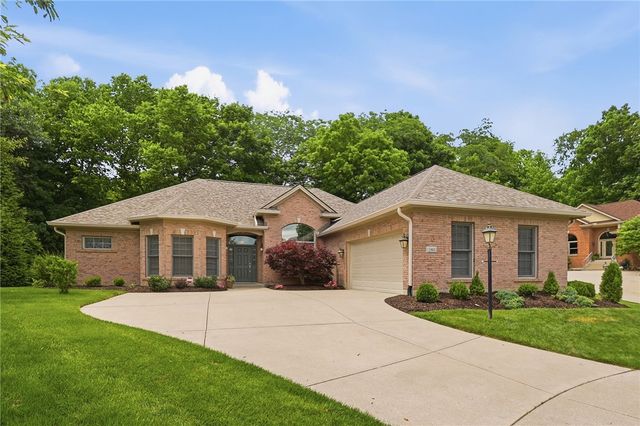 1901 N Regent Park Drive, Bellbrook, OH 45305