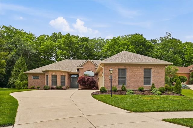1901 N Regent Park Drive, Bellbrook, OH 45305