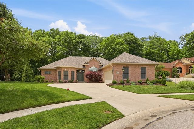 1901 N Regent Park Drive, Bellbrook, OH 45305