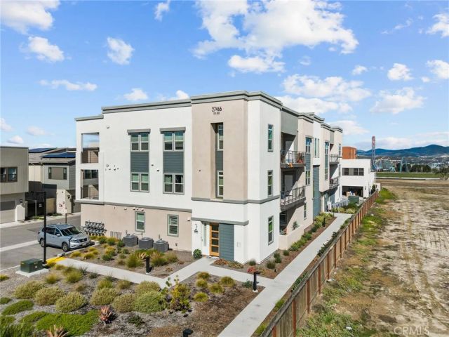 27466 Mercantile Court 303, Valencia, CA 91381