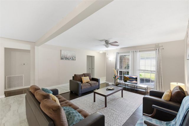 407 Present Street, Missouri City, TX 77489