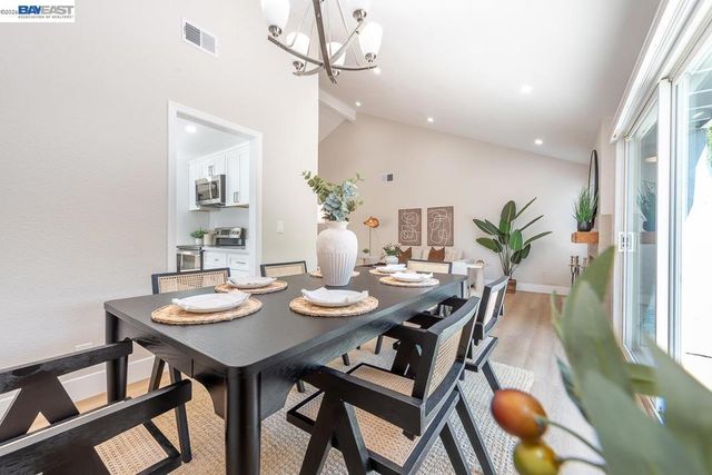 4566 Fellows St, Union City, CA 94587