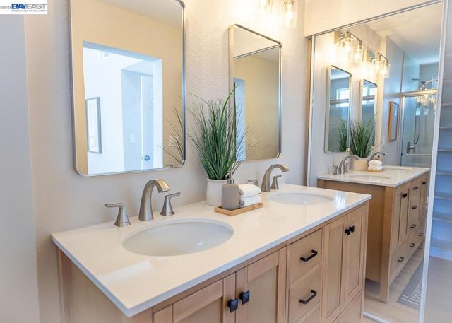 4566 Fellows St, Union City, CA 94587