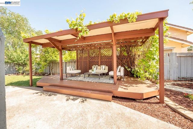 4566 Fellows St, Union City, CA 94587