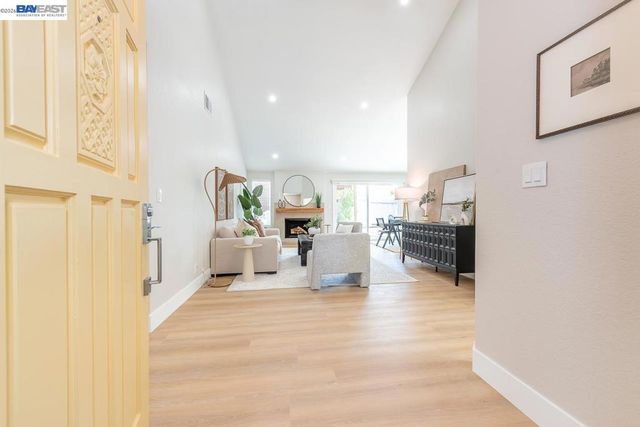 4566 Fellows St, Union City, CA 94587