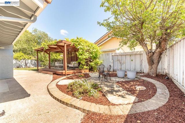 4566 Fellows St, Union City, CA 94587