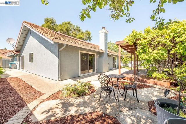 4566 Fellows St, Union City, CA 94587