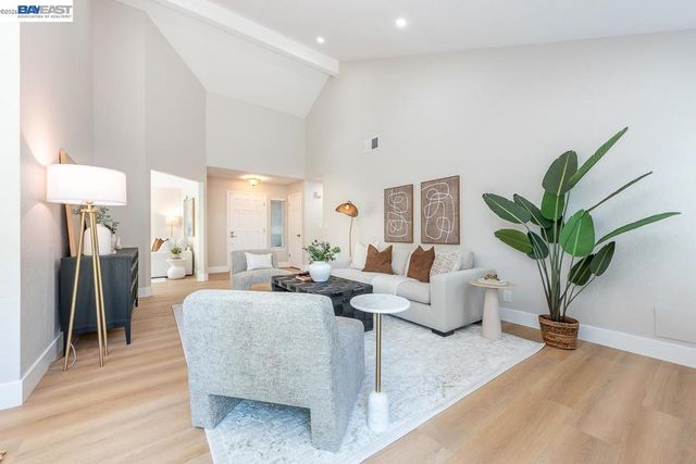 4566 Fellows St, Union City, CA 94587