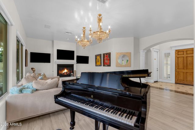 4611 E DESPERADO Road, Gilbert, AZ 85297