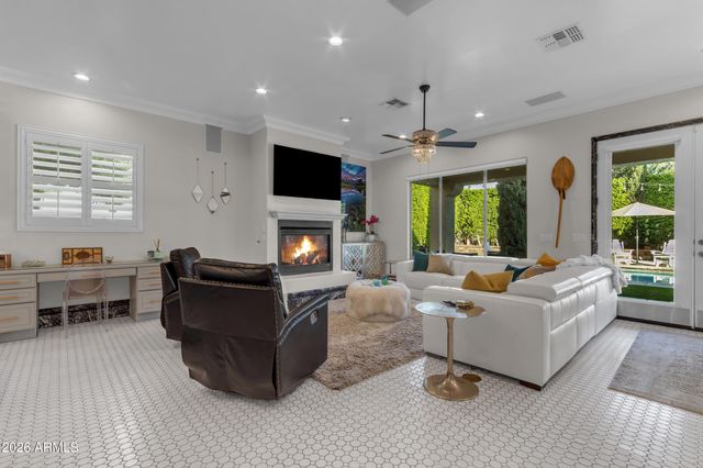 4611 E DESPERADO Road, Gilbert, AZ 85297