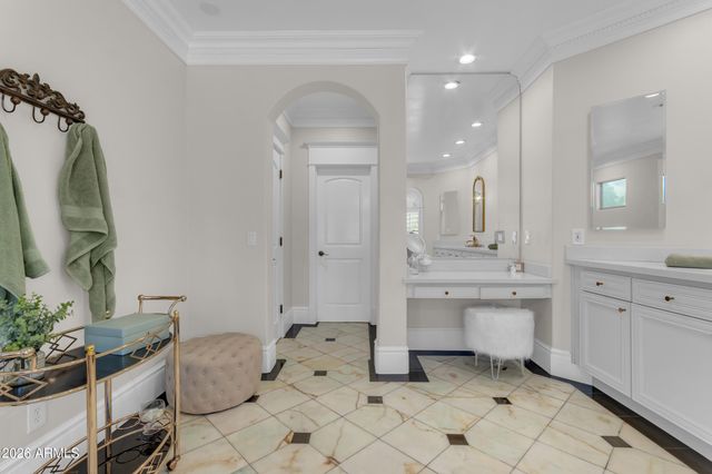 4611 E DESPERADO Road, Gilbert, AZ 85297