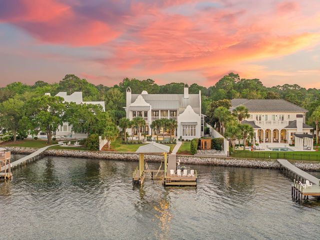 510 Walton Way, Miramar Beach, FL 32550