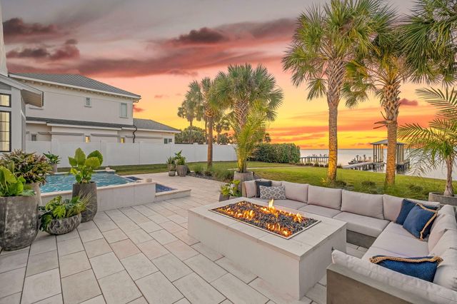510 Walton Way, Miramar Beach, FL 32550