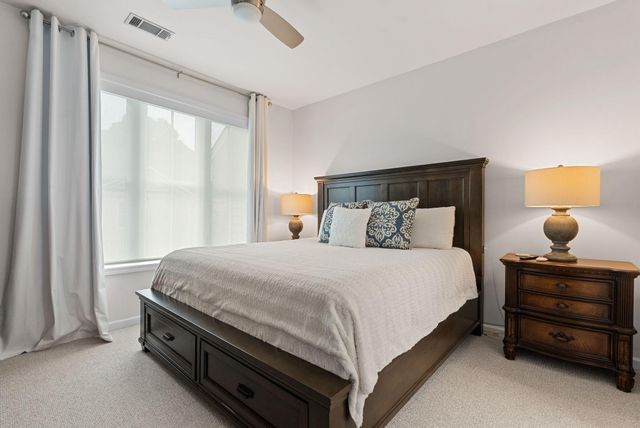 280 Seven Farms Drive Unit 302, Charleston, SC 29492