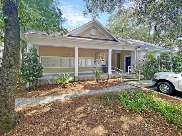 280 Seven Farms Drive Unit 302, Charleston, SC 29492