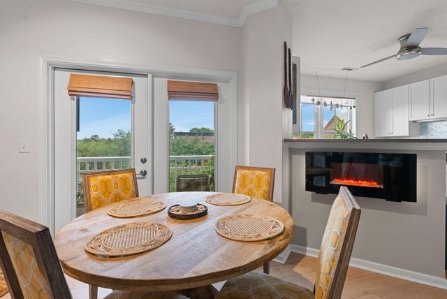 280 Seven Farms Drive Unit 302, Charleston, SC 29492