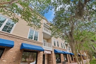 280 Seven Farms Drive Unit 302, Charleston, SC 29492