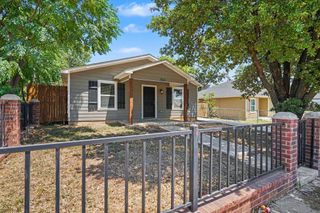 1255 E Davis Avenue, Fort Worth, TX 76104