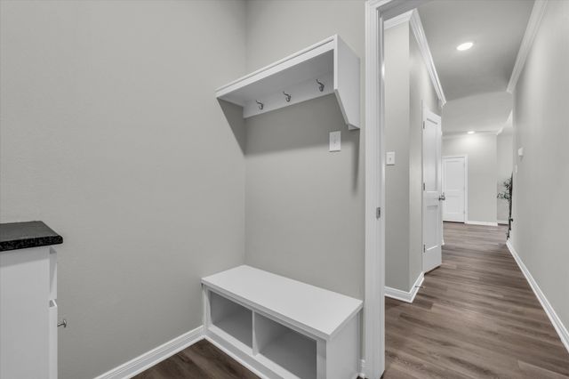 413 Travis Drive, Mcgregor, TX 76657