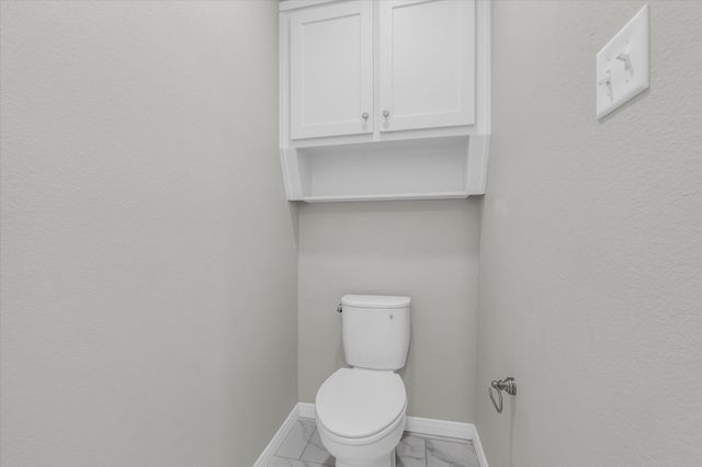 413 Travis Drive, Mcgregor, TX 76657