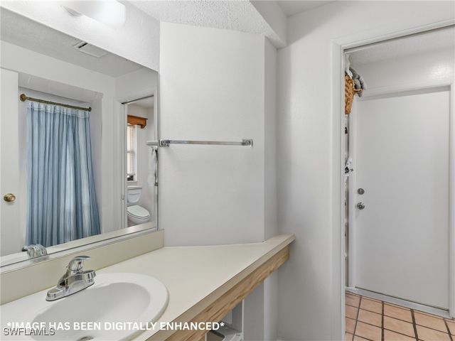 210 5th ST NW, Naples, FL 34120