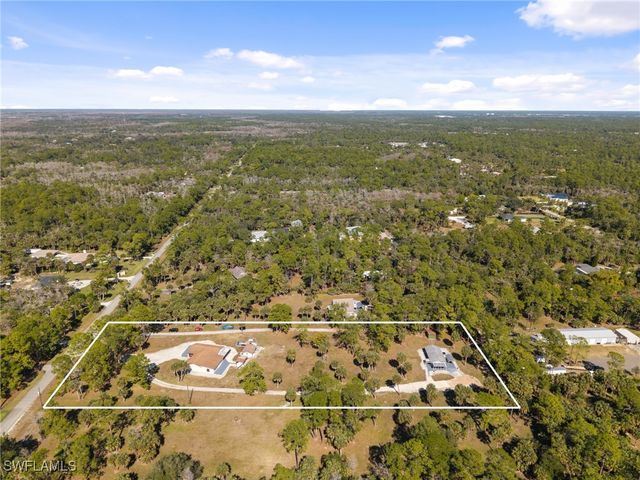 210 5th ST NW, Naples, FL 34120