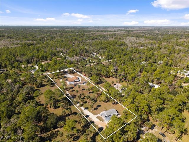 210 5th ST NW, Naples, FL 34120