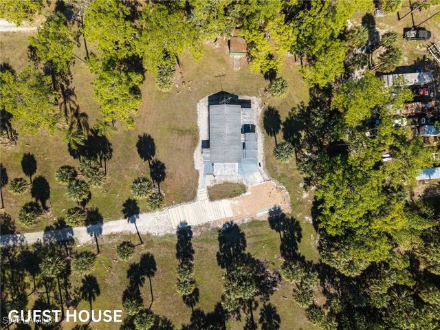 210 5th ST NW, Naples, FL 34120