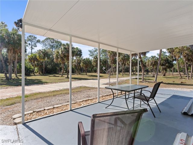 210 5th ST NW, Naples, FL 34120