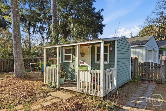 613 Leaning Oaks Drive, Savannah, GA 31410