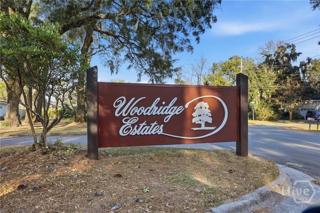 613 Leaning Oaks Drive, Savannah, GA 31410