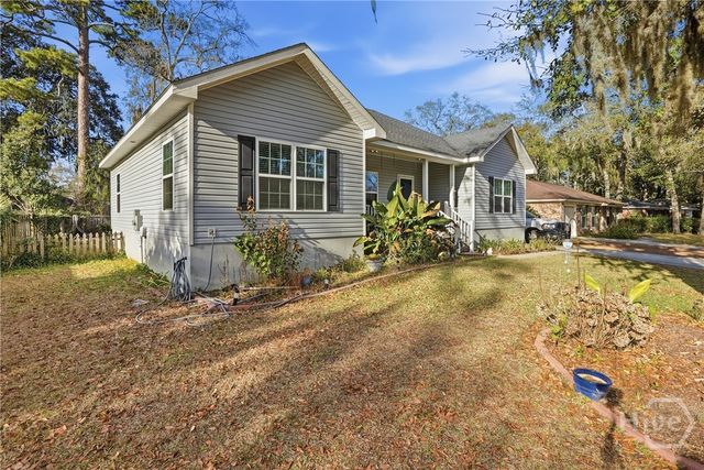 613 Leaning Oaks Drive, Savannah, GA 31410