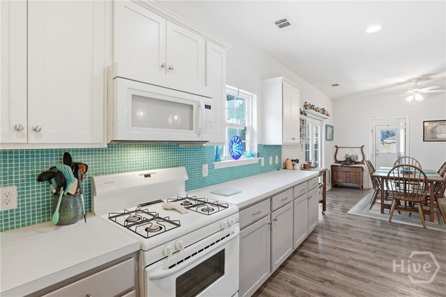 613 Leaning Oaks Drive, Savannah, GA 31410